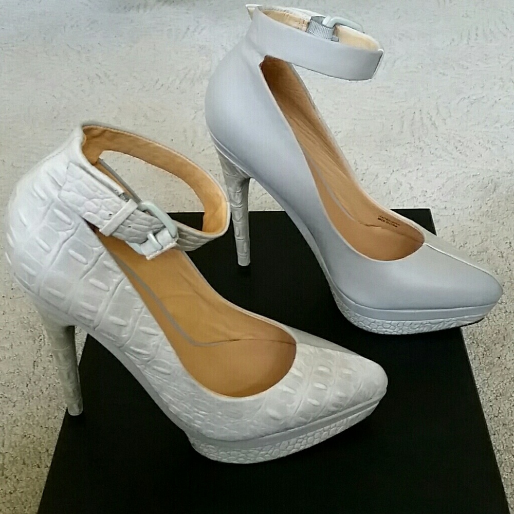 L.A.M.B. Ofelia Stilettos